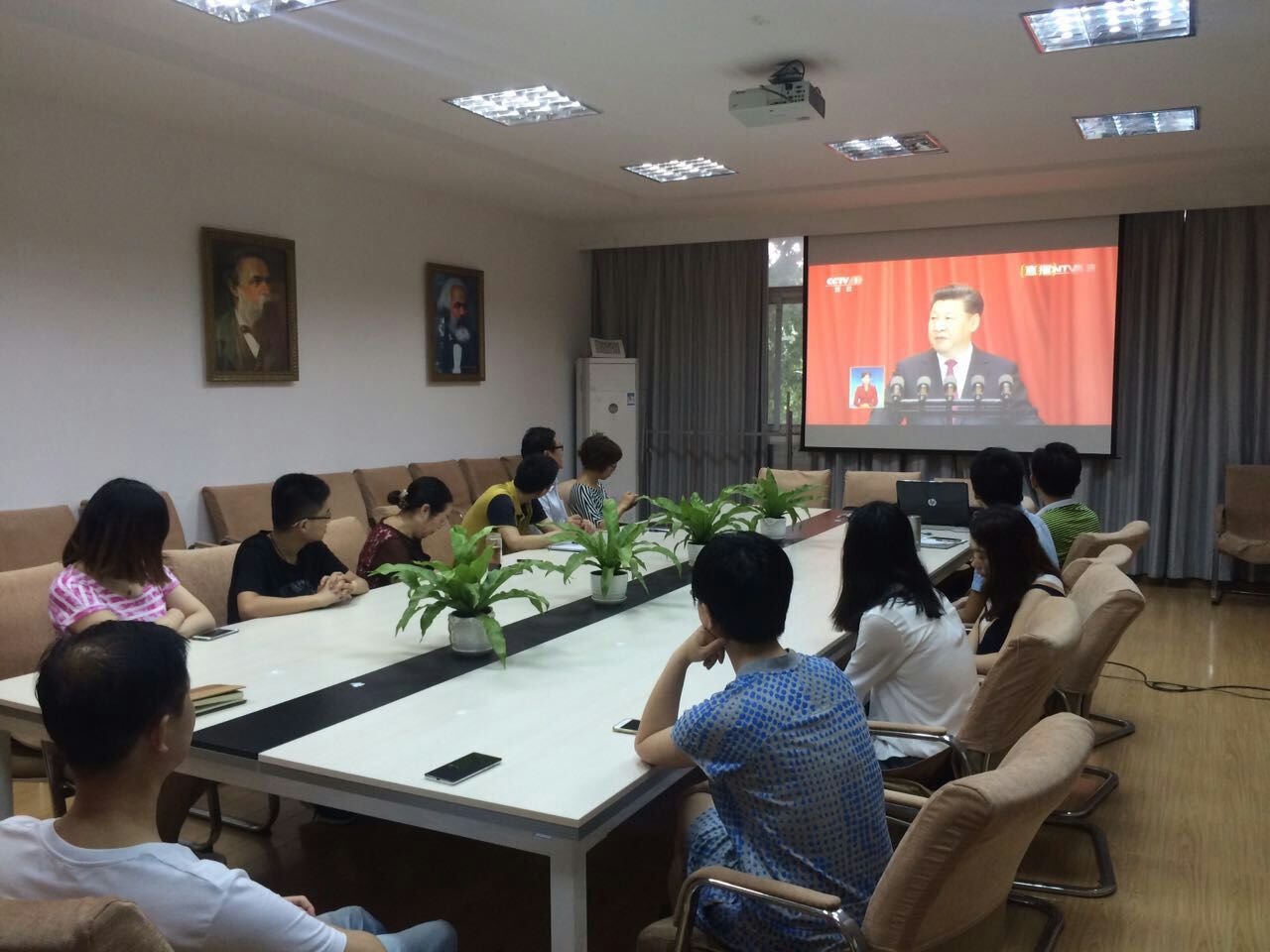 【两学一做】十大买球的正规网站组织观看建党95周年庆祝大会