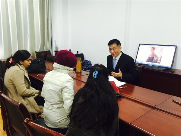 十大买球官网高农老师为留学生作“中国历史与文化概况”讲座