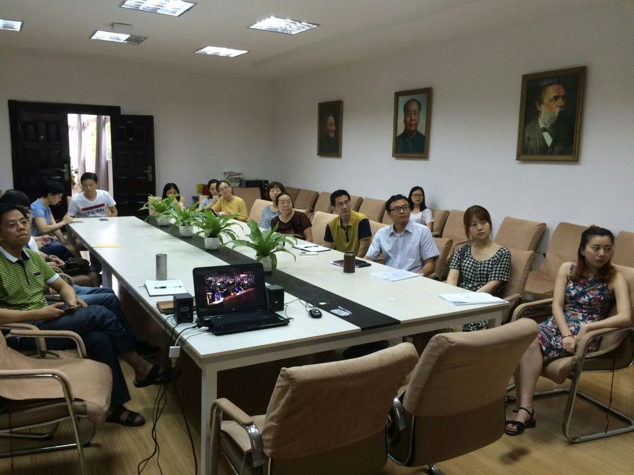 【两学一做】十大买球的正规网站组织观看建党95周年庆祝大会