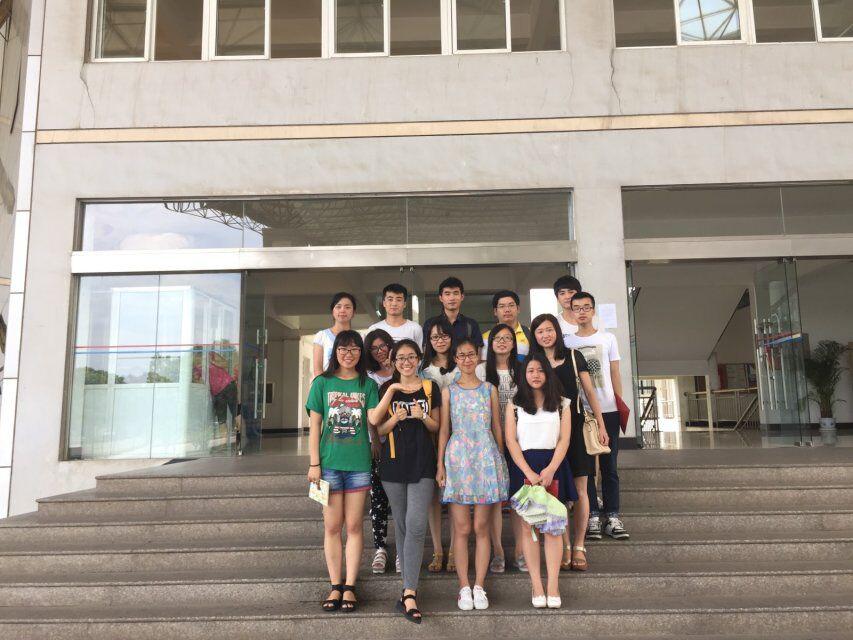 十大买球官网本科生党支部换届大会顺利举行